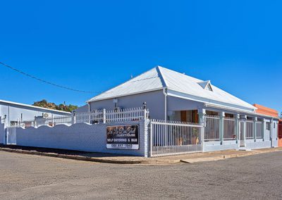 La La DaThel Guesthouse Accommodation in Colesberg
