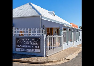 La La DaThel Guesthouse Accommodation in Colesberg