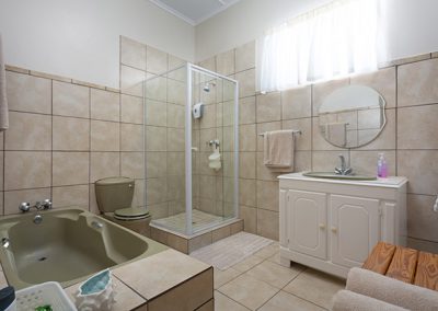 La La DaThel Guesthouse Accommodation in Colesberg Room 3