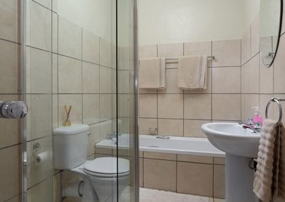 La La DaThel Guesthouse Accommodation in Colesberg Room 6